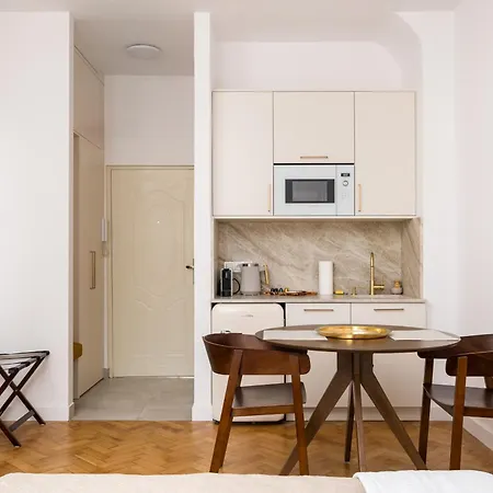 Poznanska Downtown Signature By Bookinghost Apartment *